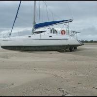 athéna 38  à l'échouage