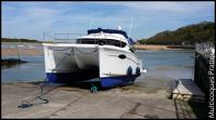 Trawler à l'échouage à Dives / Mer