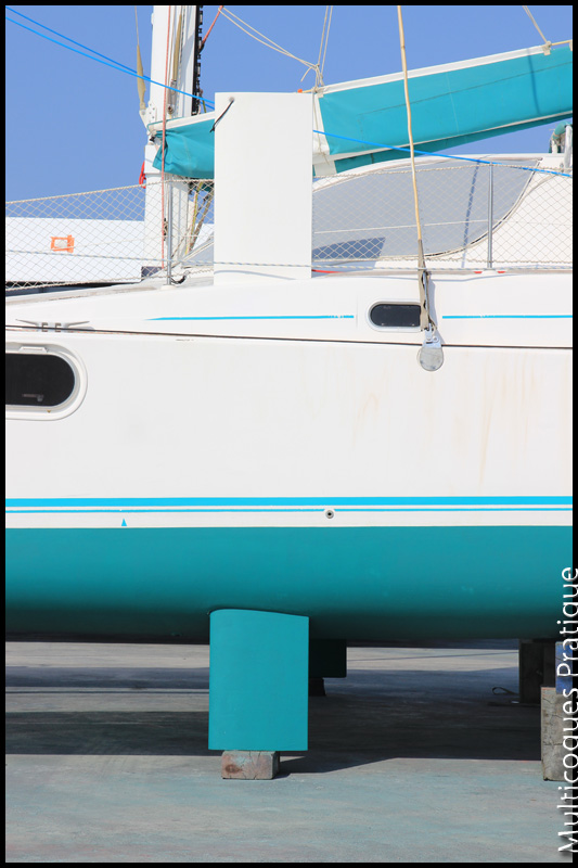 Détive droite sur Catana 401